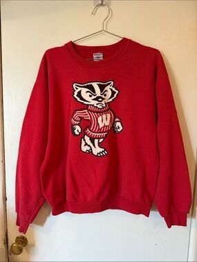 Vtg Wisconsin Badgers Bucky Red Crew Neck Sweatshirt Jerzees Medium